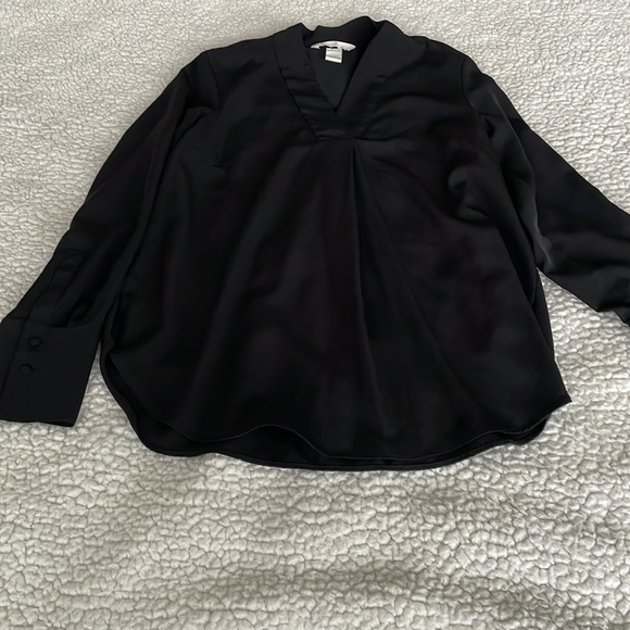 12 Tops for Price of 3 - Picture 9 of 12